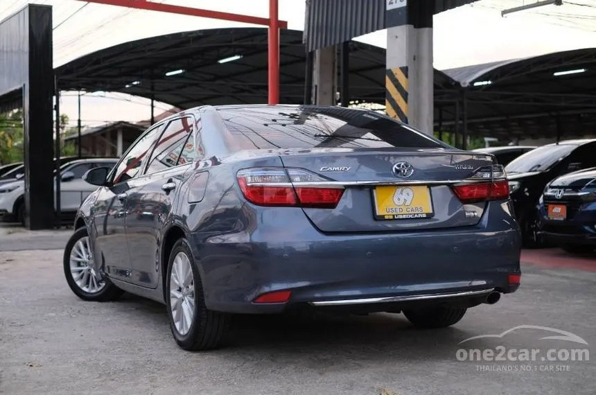 Toyota Camry 2.5 (ปี 12-18) Hybrid Sedan 2016